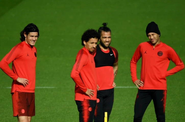 Le buteur parisien Edinson Cavani (g), à l'entraînement avec ses coéquipiers Marquinhos, Dani Alves et Neymar, au Camp des Loges, le 5 novembre 2018