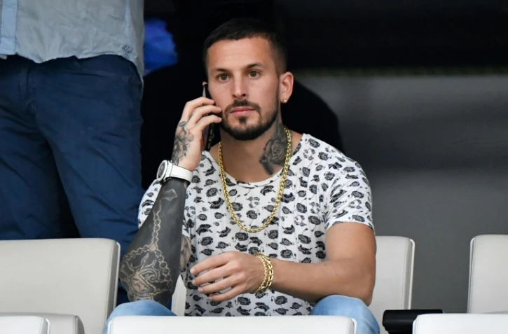 L'attaquant argentin Dario Benedetto dans les tribunes du Stade Vélodrome avant le match amical de l'OM contre Naples, le 4 août 2019