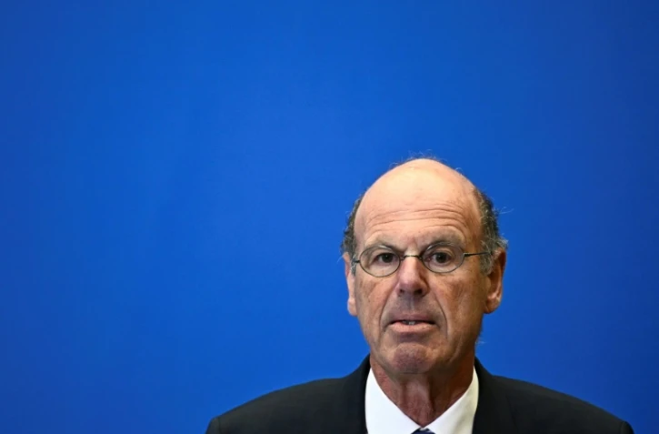 Le ministre de l'Economie Eric Lombard, lors d'une conférence de presse, le 15 mai 2025 à Paris