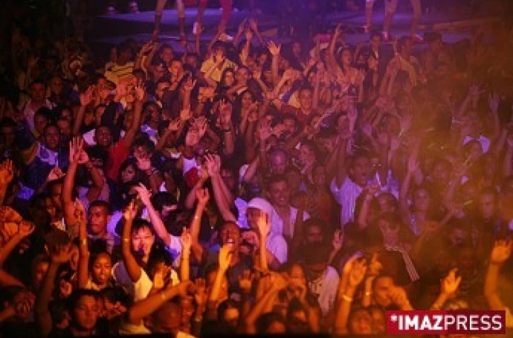 De la musique, de la danse, de l'ambiance