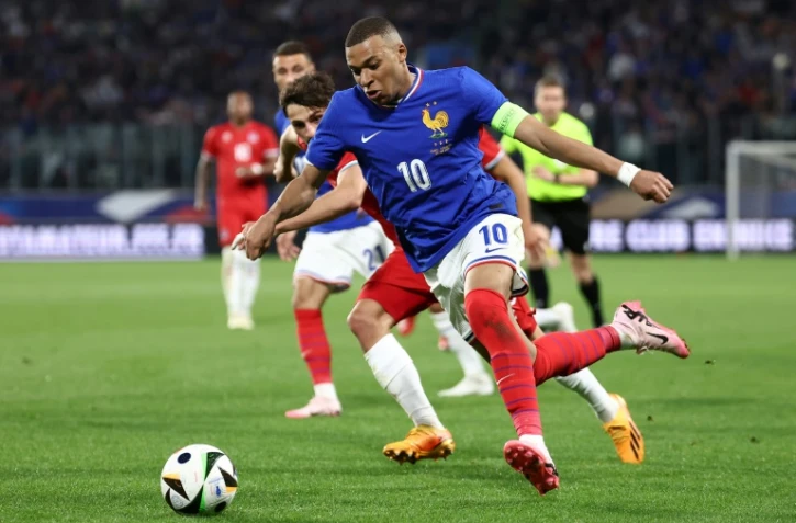 L'attaquant vedette de l'équipe de France Kylian Mbappé face au Luxembourg, en match amical, le 5 juin 2024 à Metz