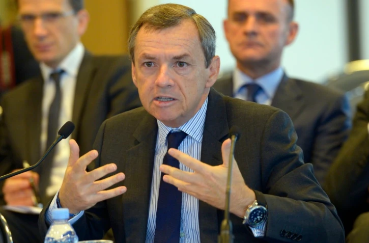 Le président de NextRadioTV Alain Weill lors d'une audition sur LCI au CSA à Paris, le 20 octobre 2015