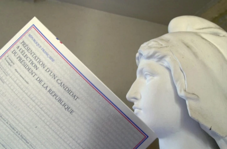 Un formulaire de parrainage à la présidentielle 