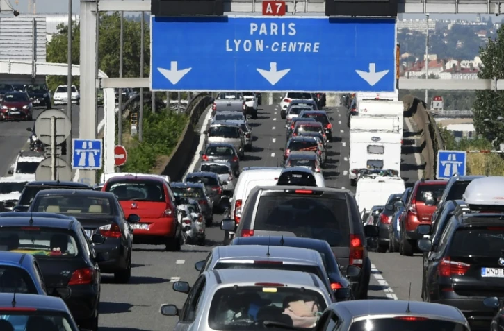 Bison Futé a comptabilisé jusqu'à 470 kilomètres de bouchons samedi pour les derniers grands retours de vacances dans une chaleur caniculaire exceptionnelle en cette fin août