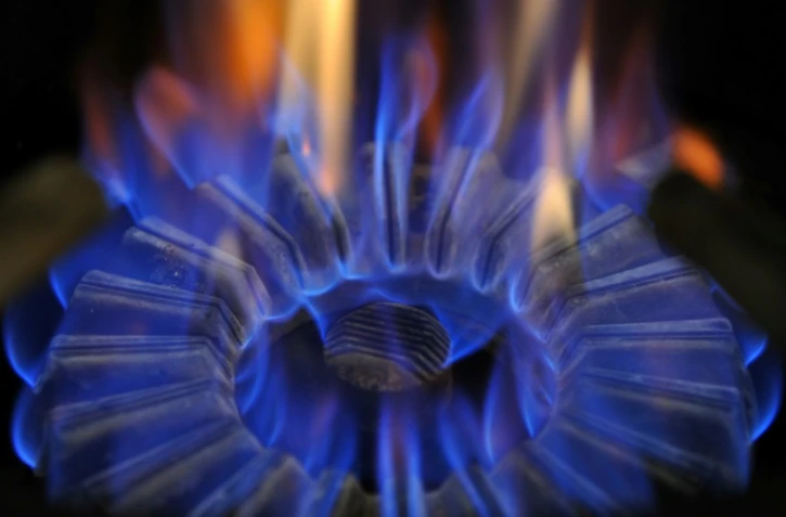 aisse des tarifs réglementés du gaz, prime de risque revalorisée à 100 euros net pour 30.000 personnels des urgences, plafonnement des frais d'incidents bancaires pour certains clients, encadrement des loyers à Paris... Voici ce qui change lundi en France