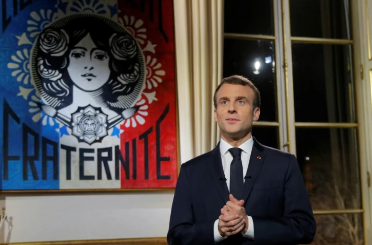 Le président Emmanuel Macron lors de son allocution de la nouvelle année depuis son bureau de l'Elysée, le 31 décembre 2018