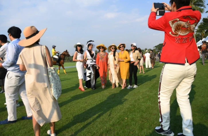 Séance photo après un tournoi de polo à Pattaya (Thaïlande), le 19 janvier 2019