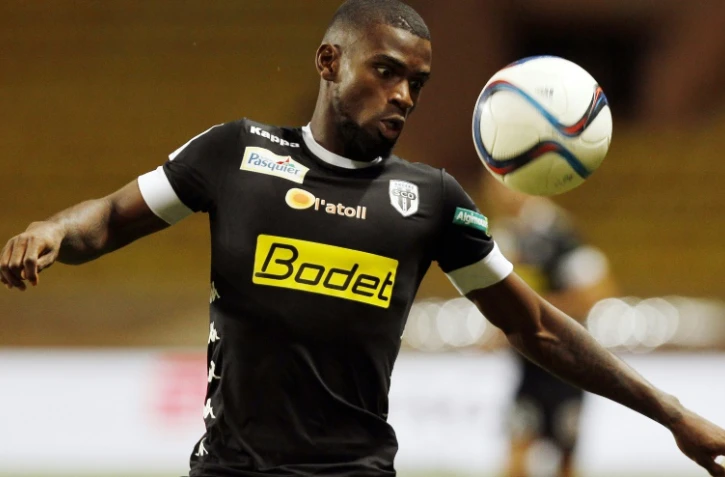 Le milieu de terrain d'Angers Abdoul Camara face à Monaco, le 1er novembre 2015 à Monaco
