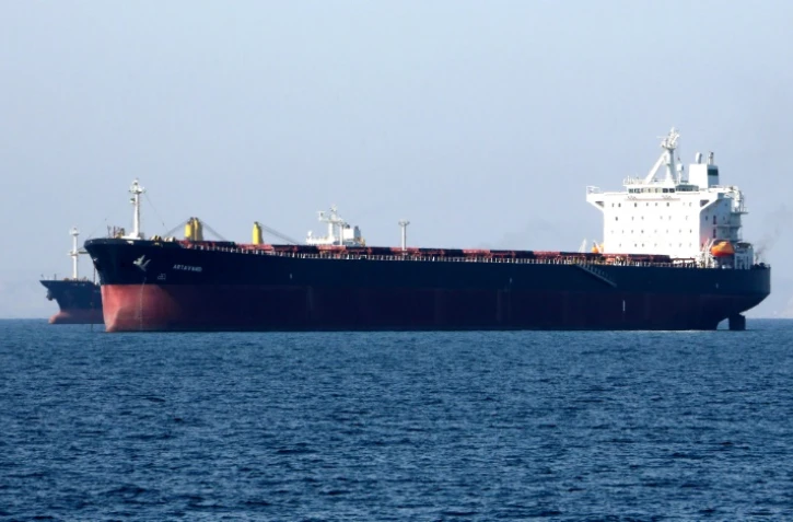 Dans cette photo prise le 30 avril 2019, un pétrolier est vu au large du port iranien de Bandar Abbas