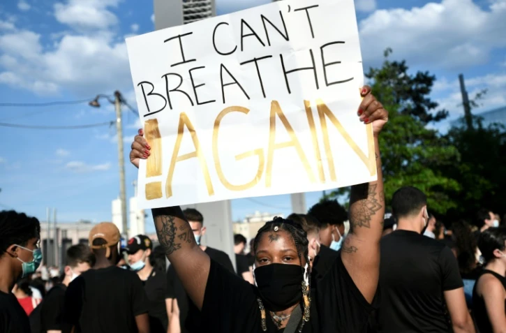 Manifestation à l'initiative des proches d'Adama Traoré devant le tribunal de Paris, le 2 juin 2020