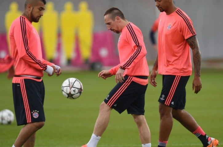 Arturo Vidal, Franck Ribéry et Jérôme Boateng lors d'un entraînement du Bayern, le 2 mai 2016 à Munich