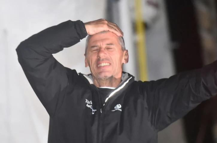 Arrivé samedi à 01h40 aux Sables d'Olonne, 50 jours après le vainqueur, Sébastien Destremau (TechnoFirst-faceOcean) finit 18e et dernier du Vendée Globe