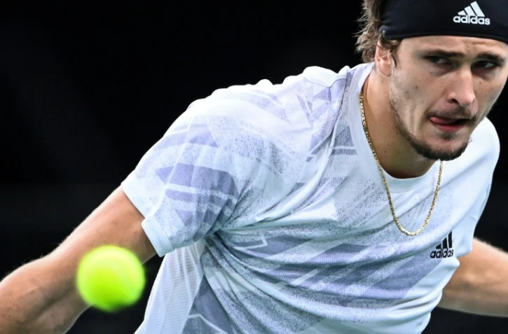 L'Allemand Alexander Zverev contre l'Espagnol Rafael Nadal en demi-finale du Masters 1000 de Paris, le 7 novembre 2020