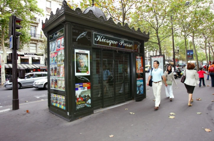 La mairie socialiste de Paris veut remplacer par un modèle "innovant" quelque 360 kiosques à journaux, dont le modèle a été conçu au milieu du 19e siècle