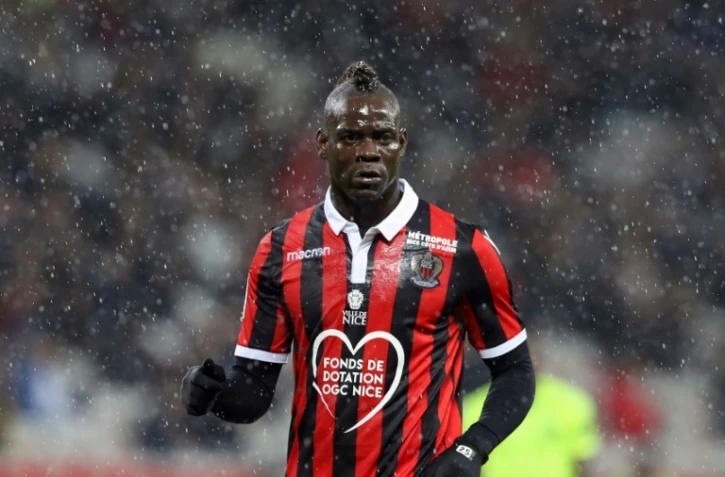 L'attaquant italien Mario Balotelli, sous le maillot de Nice, lors d'un match contre Nice, le 25 novembre 2018 à l'Allianz Riviera