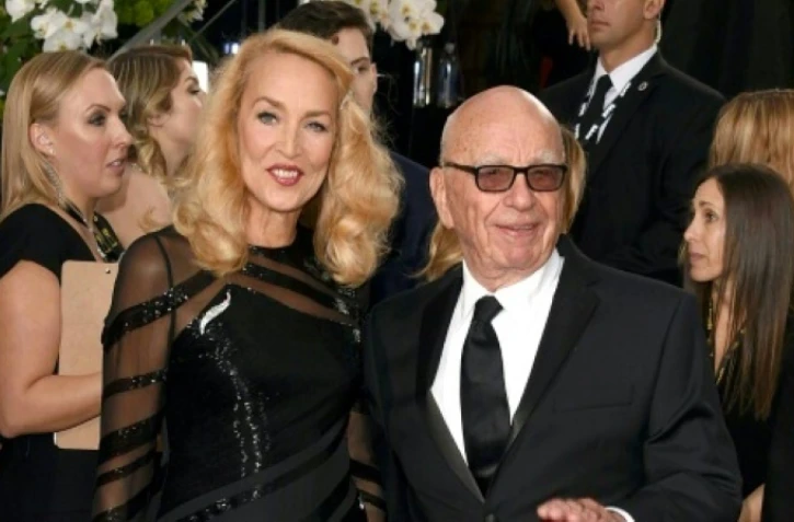 Rupert Murdoch et Jerry Hall à Beverly Hills en Californie, le 10 janvier 2016