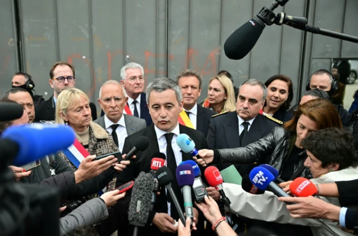 Le ministre de la Justice Gerald Darmanin s'exprime après sa visite au centre  penitentiaire de Toulon La Farlède, le 15 avril 2025