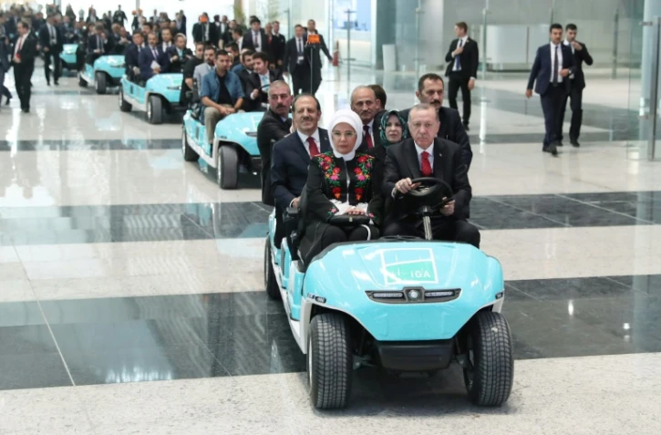 Le président Recep Tayyip Erdogan inaugure à Istanbul le futur "plus grand aéroport du monde", le 29 octobre 2018