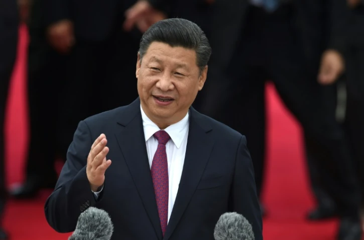 Le président chinois Xi Jinping fait une déclaration à son arrivée à l'aéroport de Hong Kong, le 29 juin 2017