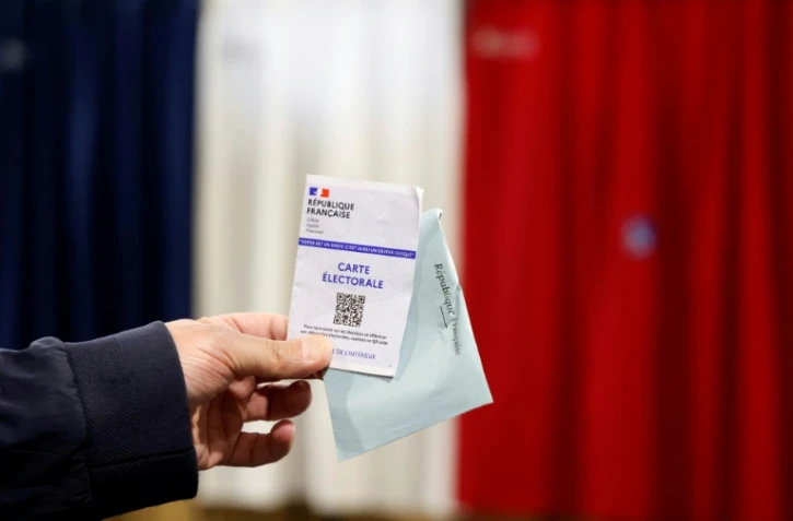 Sept Français sur dix ne sont "pas satisfaits" de la nouvelle composition de l'Assemblée nationale, 65% d'entre eux estimant que la décision de dissoudre la chambre basse fut "mauvaise", selon un sondage