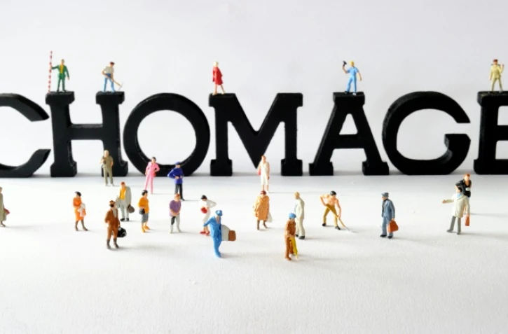 Après la forte baisse de fin 2017, le taux de chômage devrait se stabiliser, selon des prévisions publiées mardi par l'Insee, qui voit l'indicateur rester à 8,9% de la population active en France entière (hors Mayotte) d'ici à mi-2018.