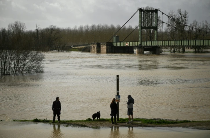 La Garonne en crue à Marmandes, dans le Lot-et-Garonnes