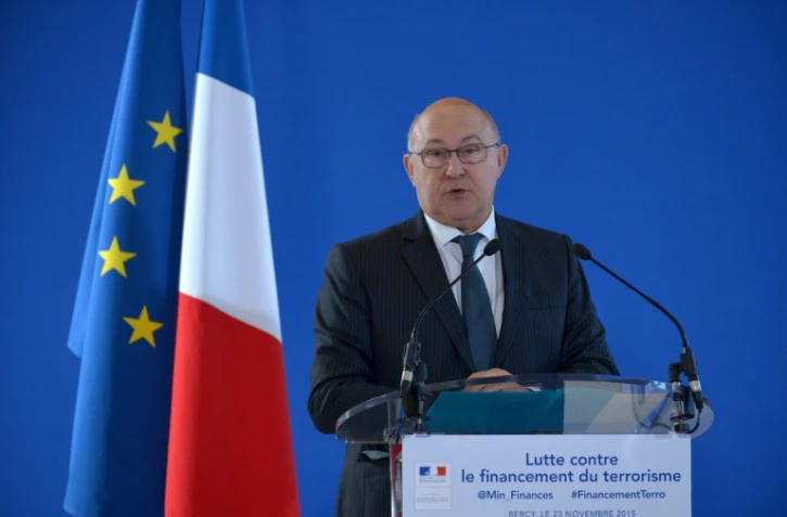 Le ministre français des Finances Michel Sapin lors de la conférence de presse sur la lutte contre le financement du terrorisme le 23 novembre 2015 à Bercy