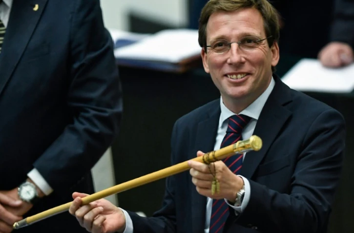 Jose Luis Martinez Almeida, du Parti populaire (conservateur), élu maire de Madrid le 15 juin 2019, avec le soutien des libéraux de Ciudadanos et l'extrême droite de Vox