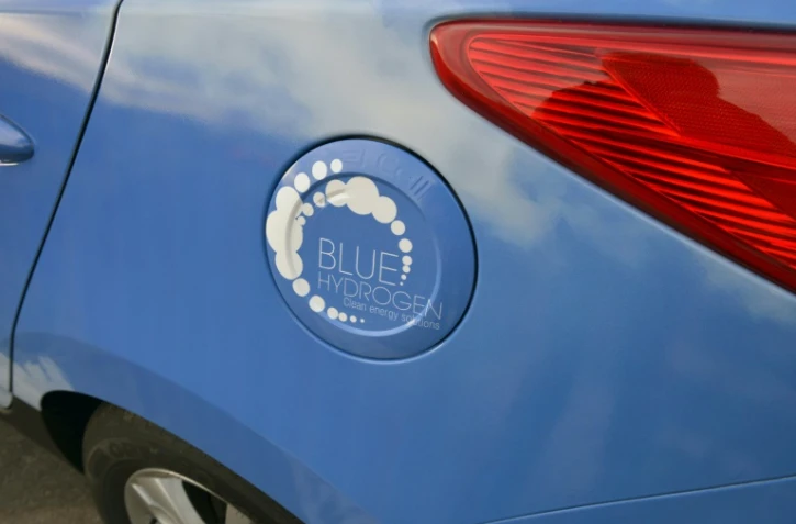 Un véhicule ix35 Fuel Cell du constructeur automobile coréen Hyundai, fonctionnant à l'hydrogène, le 3 décembre 2015 à Paris