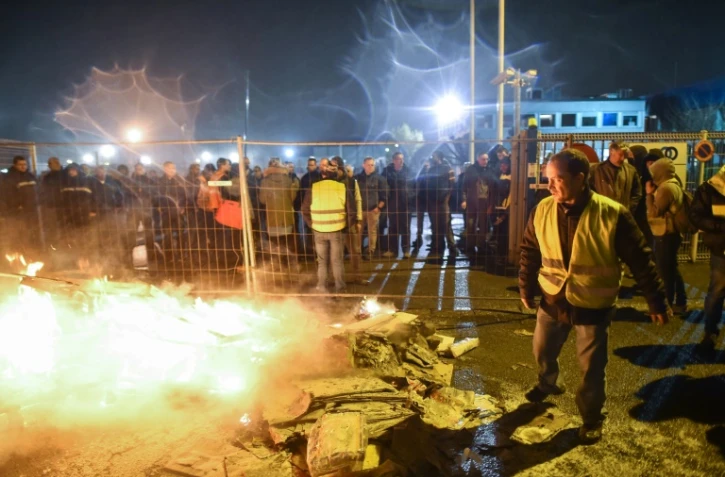 Blocus des "gilets jaunes", le 20 décembre 2018 devant un entrepôt au Mans