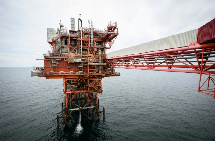 Une plateforme d'extraction en mer du Nord, le 17 juin 2024