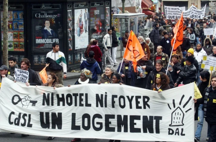Manifestation en faveur des mal-logés à Paris le 11 novembre 2007