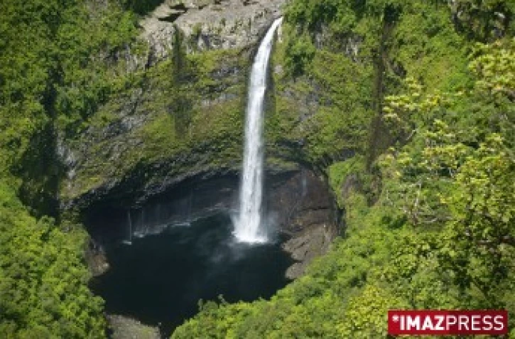 Le site naturel de Takamaka abrite un barrage hydroélectrique