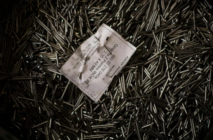 Dans l'Oise, l'entreprise Rivierre - dernière clouterie de France - résiste au temps en misant sur le haut de gamme