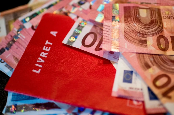 Les épargnants vont connaître jeudi le nouveau taux du Livret A, applicable au 1er février, qui risque de baisser à nouveau, en raison du ralentissement de l'inflation