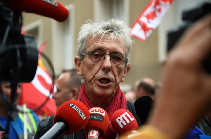 Jean-Louis Borie, l'avocat des salariés de GM&S, parle à la presse, à Poitiers, le 4 september 2017