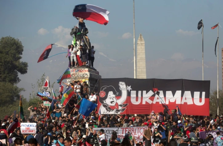 Manifestation antigouvernementale à Santiago du Chili, le 15 novembre 2019