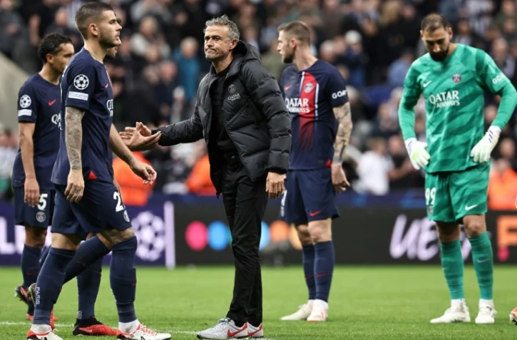 L'entraîneur du PSG Luis Enrique et ses joueurs très marqués après leur débâcle 4-1 devant Newcastle à St-James' Park, le 4 octobre 2023