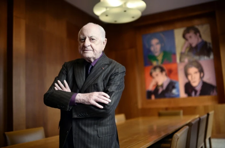 L'homme d'affaires français Pierre Bergé dans son bureau à Paris le 11 février 2015