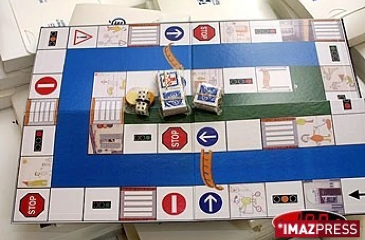 Plateau de jeu pour un apprentissage ludique du code de la route (photo archives)