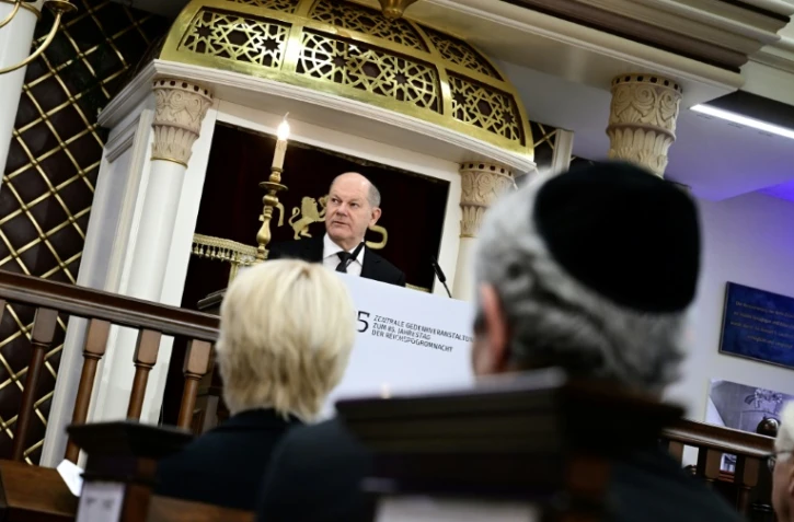 Le chancelier Scholz lors des commémorations du 85e anniversaire de la Nuit de Cristal, à la synagogue Beth Zion de Berlin, le 9 novembre 2023