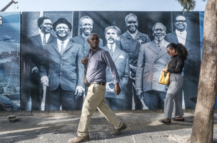 Une affiche dans une rue d'Addis Abeba avant la tenue du sommet annuel de l'Union africain, le 4 février 2022 en Ethiopie