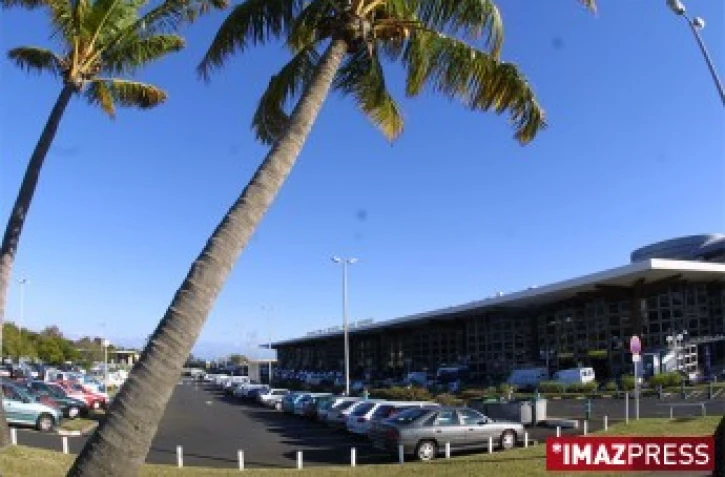 L'aéroport Roland Garros (Sainte-Marie)