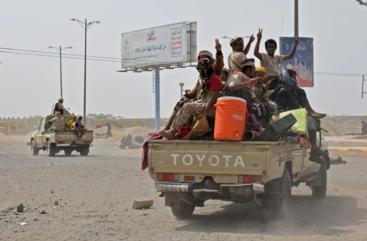 Les forces progouvernementales avancent vers le port stratégique de Hodeida contrôlé par les rebelles Houthis, dans l'ouest du Yémen, le 7 novembre 2018