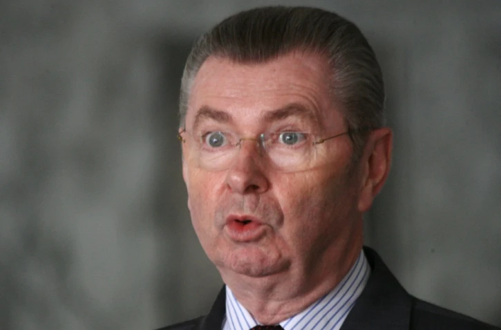 Le sénateur Les Républicains, Henri de Raincourt, le 10 février 2012 à Nouakchott