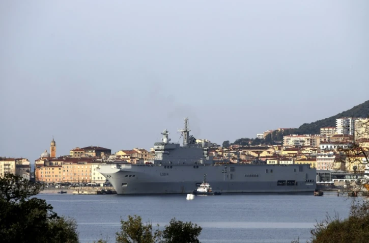 Le porte-hélicoptères Tonnerre à Ajaccio le 22 mars 2020