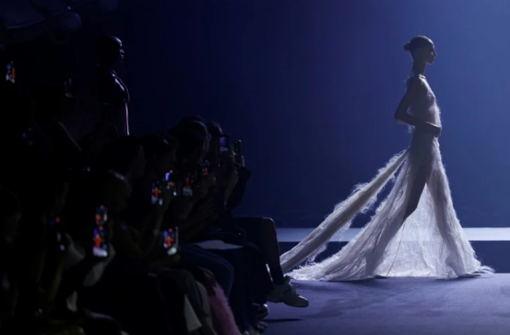 Défilé du couturier saoudien Ashi haute couture à Paris, le 6 juillet 2023 