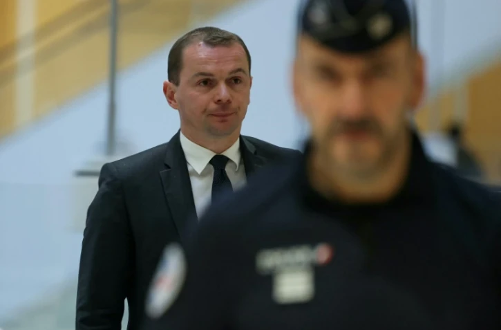 L'ex-ministre du Travail Olivier Dussopt, le 27 novembre 2023 au tribunal de Paris