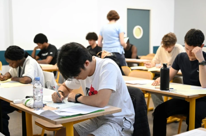 L'Asie, Singapour en tête, s'illustre une nouvelle fois dans l'enquête Pisa 2022 de l'OCDE, marquée par une "baisse inédite" des performances après la crise du Covid, y compris pour la France