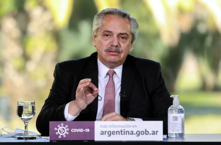 Photo fournie par la présidence argentine du chef d'Etat Alberto Fernández, annonçant la restructuration de la dette du pays le 4 août 2020 depuis sa résidence à Olivos